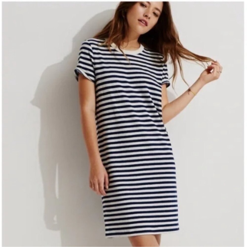 Lou & Grey Navy White Striped Short Sleeve linen blend T Shirt Dress size small - Picture 1 of 11